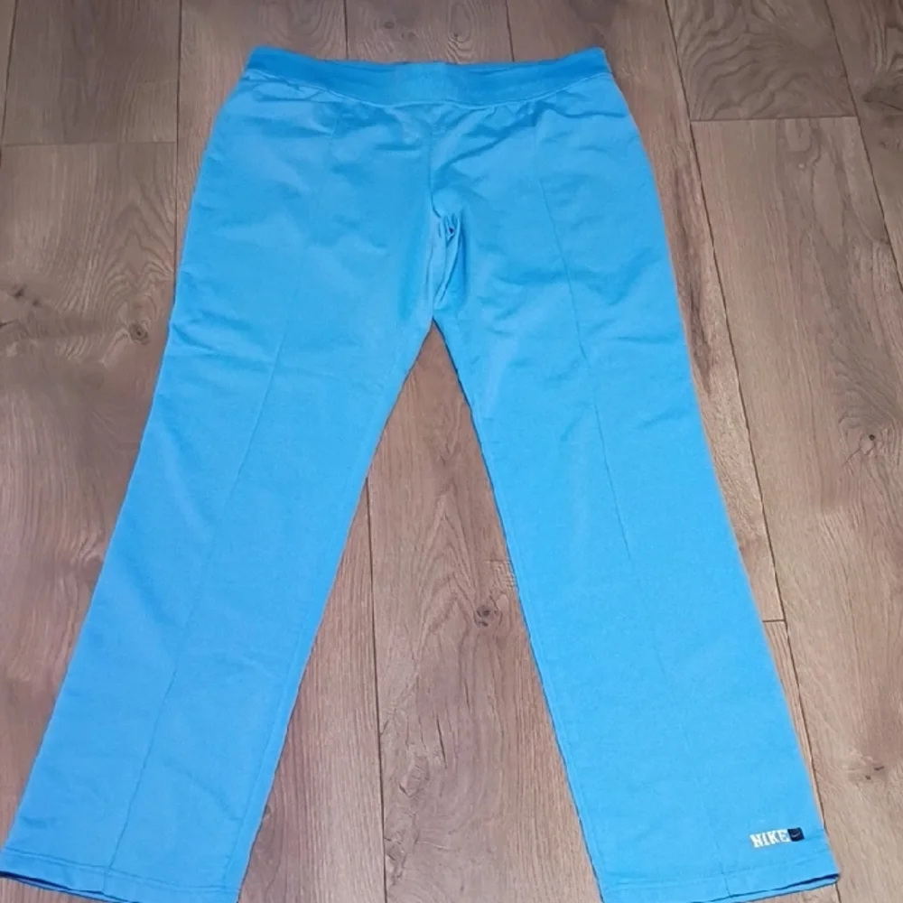 Nike Women's Light Blue Straight Leg Pants‎